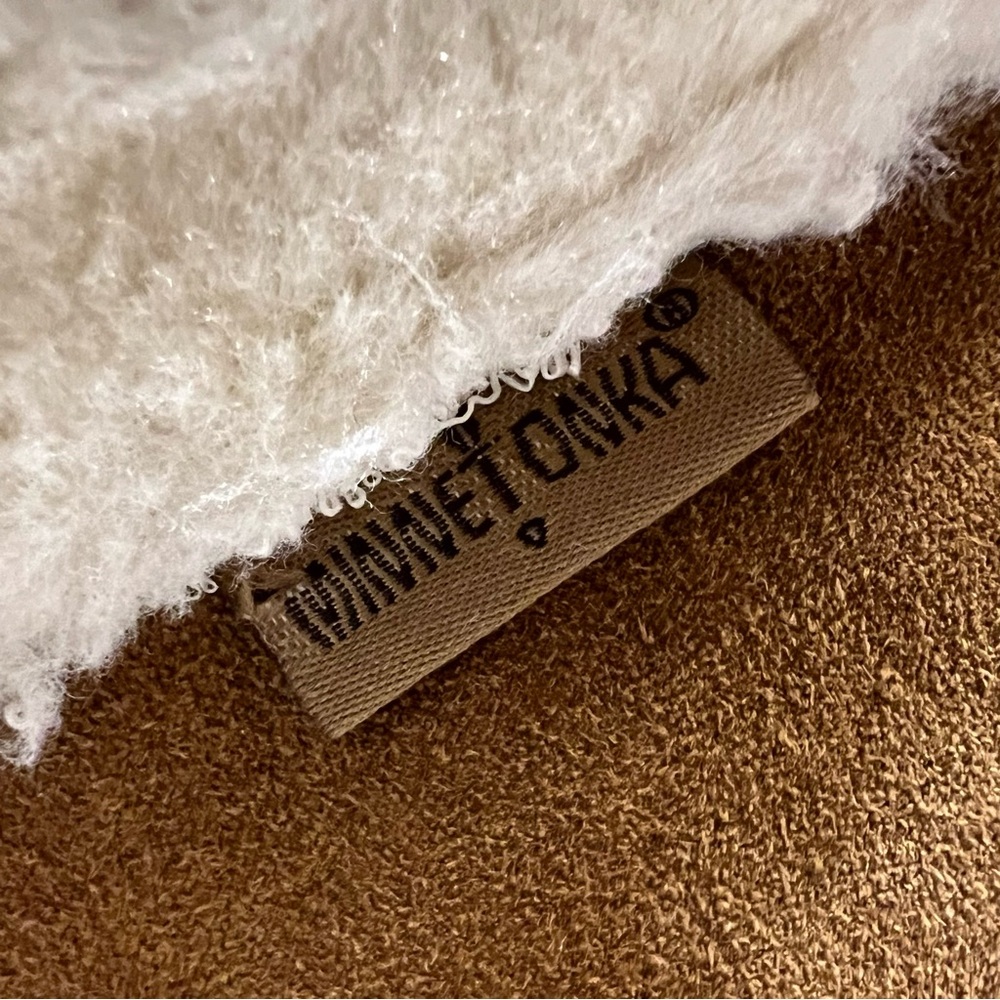 Minnetonka Leather Genuine Suede Lined Sherpa Lined Water Resistant Ankle Winter - Picture 9 of 11